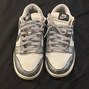 Women’s silver, nike dunks